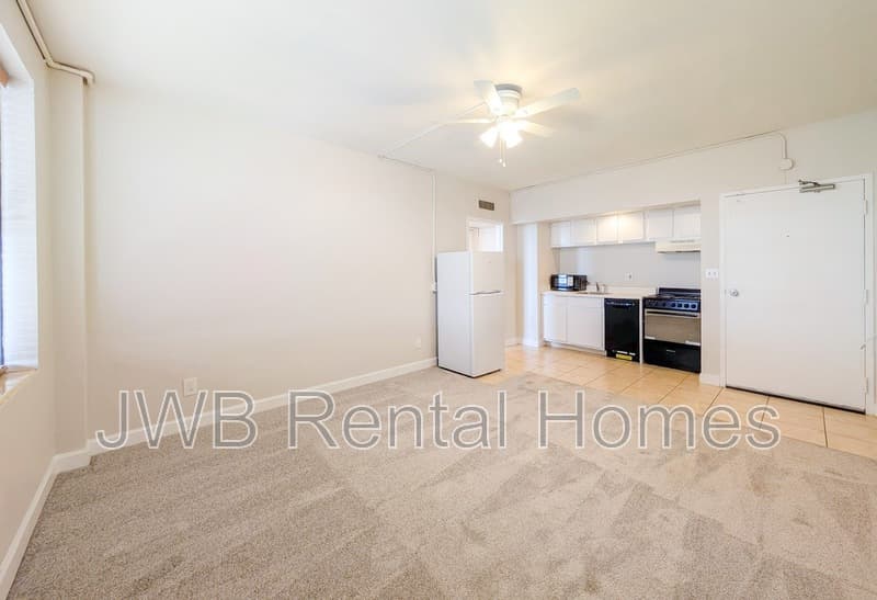 Jacksonville Condo: 311 Ashley St W #903
