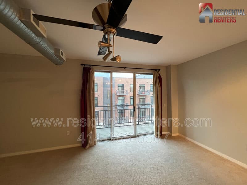 Milwaukee Condo: 2080 N Commerce Street