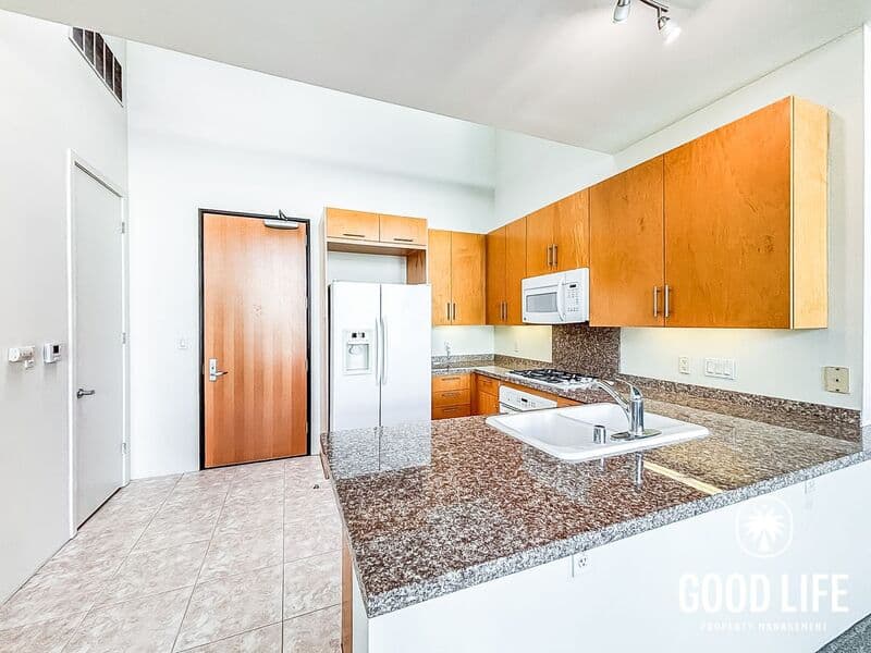 San Diego Condo: 1050 Island Ave