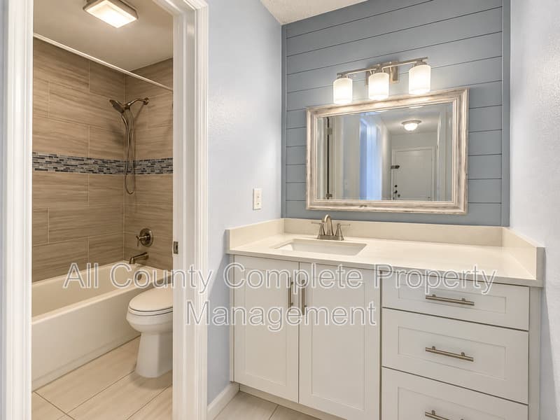 Jacksonville Condo: 5811 Atlantic Blvd