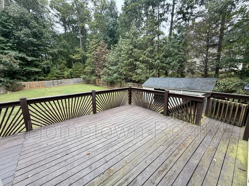 McDonough House: 175 Allie Drive