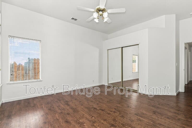 Elk Grove House: 8992 Panamint Ct