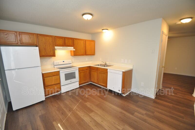 Raleigh Townhome: 5432 Talserwood Dr