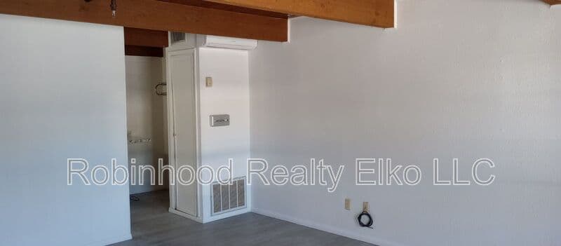 Wells Condo: 340 6th Street #27