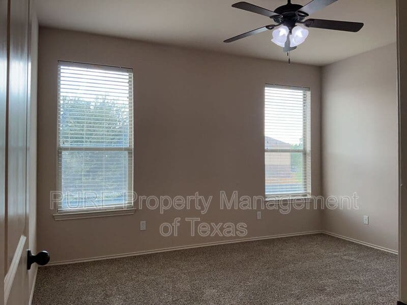Georgetown Townhome: 124 S. Holly Street