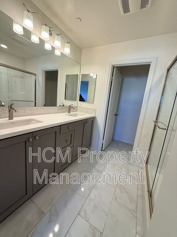 Santa Ana House: 120 S Pacific Ave