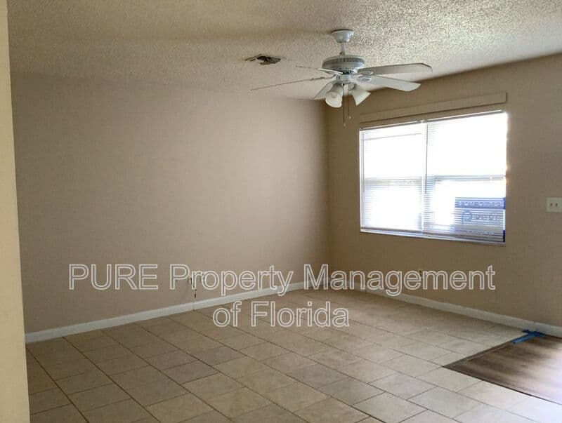 Ocala House: 1814 NE 17 Street