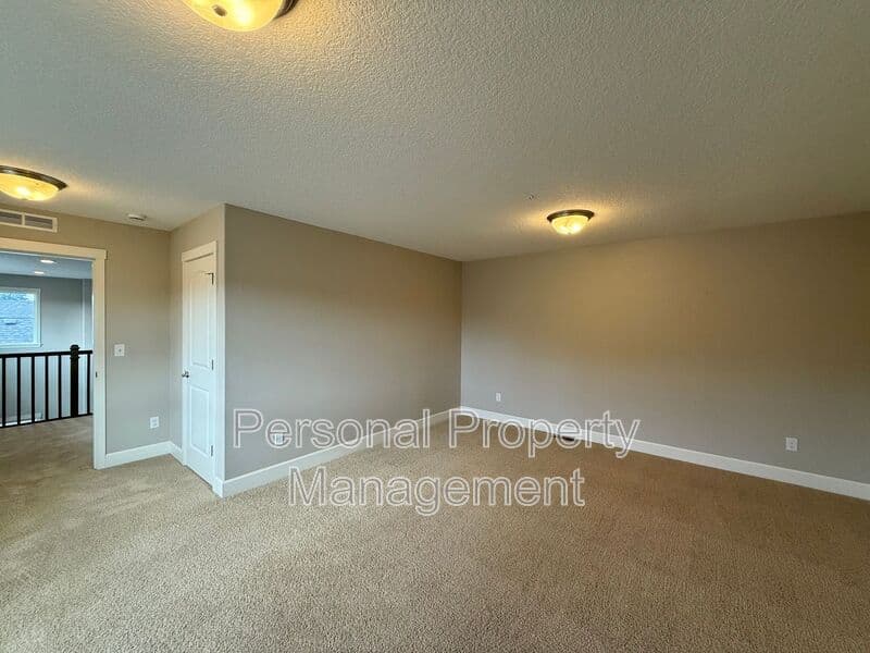 Vancouver House: 5502 NE 134th St