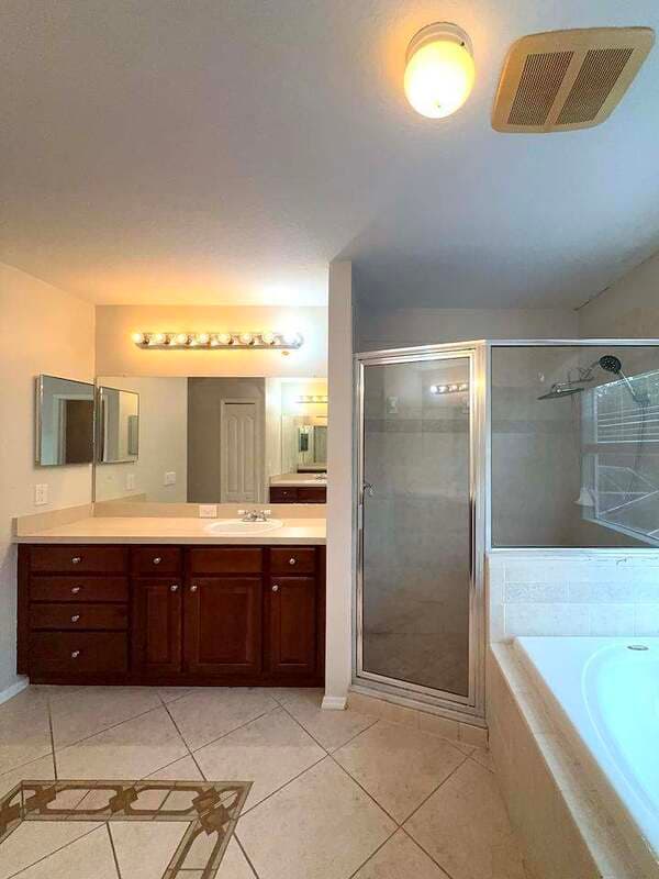 Riverview House: 11335 Village Brook Drive