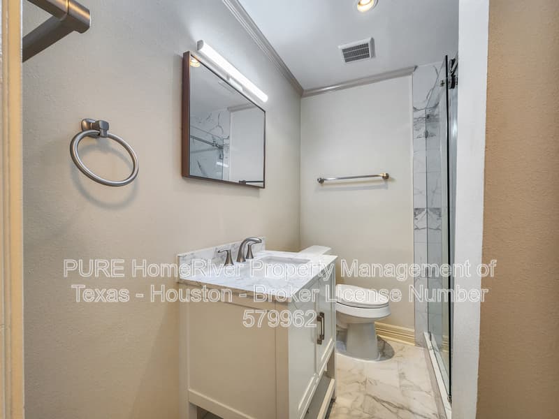 Houston Condo: 4040 San Felipe St