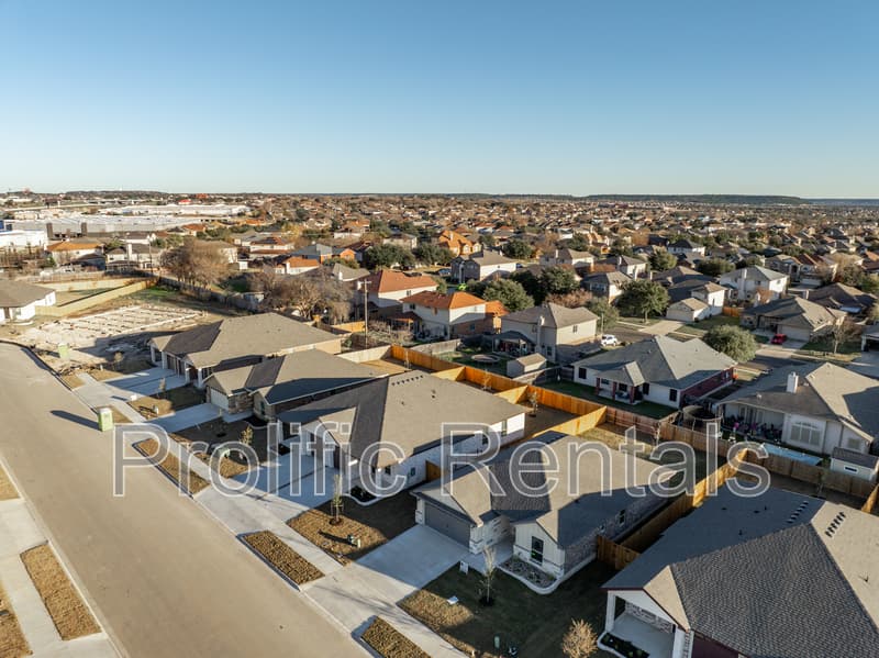 Killeen Condo: 5206 Rose Garden Loop - 1