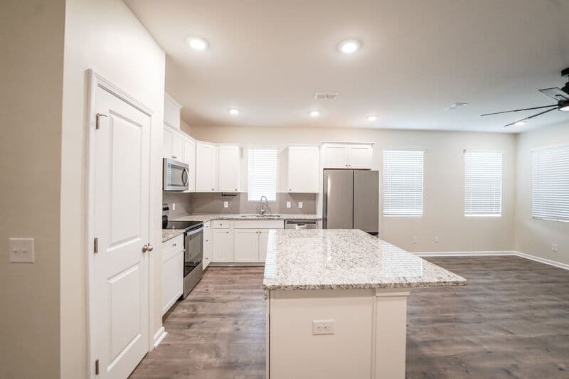 Pooler House: 166 Benelli Drive