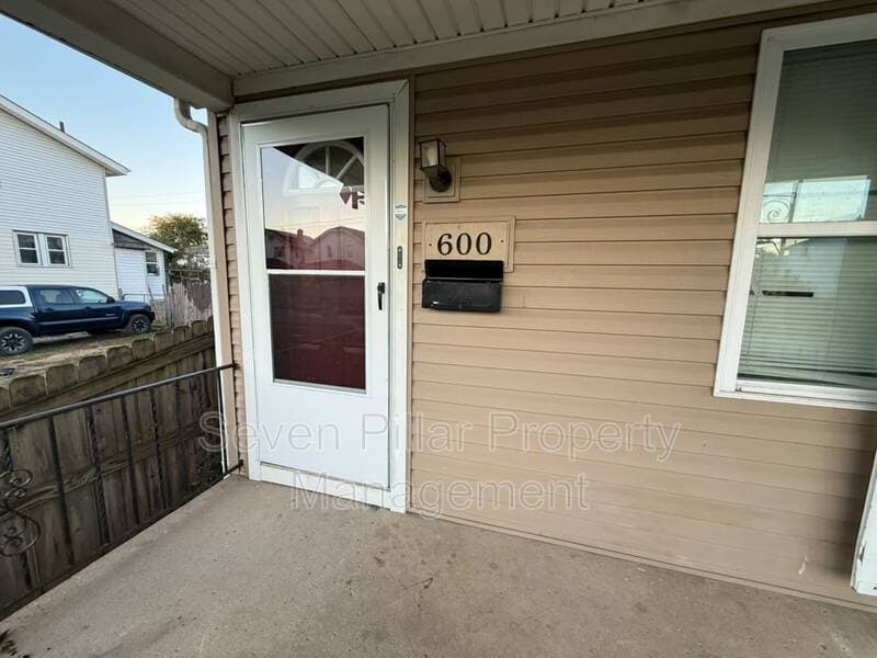 Columbus Condo: 600 S Warren Ave