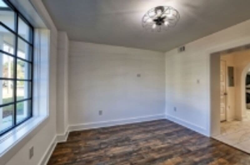 Huntsville House: 1122 Wellman Avenue Northeast