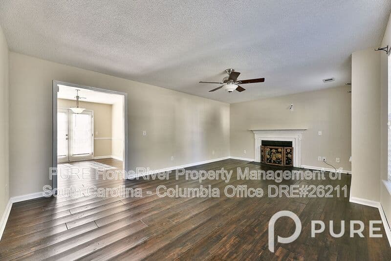 Columbia House: 312 Brook Hollow Dr