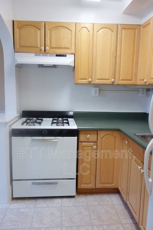 Takoma Park Condo: 8105 Greenwood Avenue