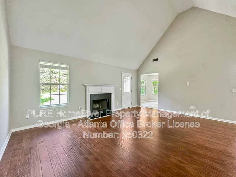 Mcdonough House: 1017 Maris Ln