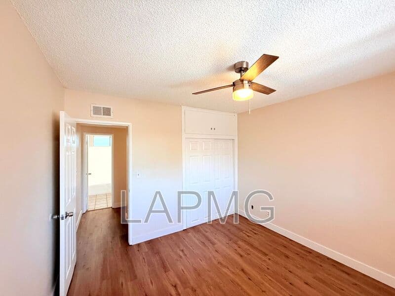 Lynwood House: 11185 Carson Drive