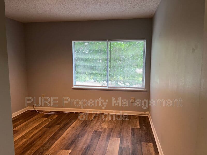 Ocala House: 629 NE 28th Avenue