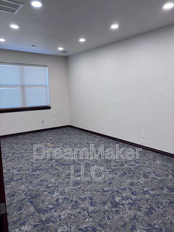 Norman House: 2815 SE 44th Street