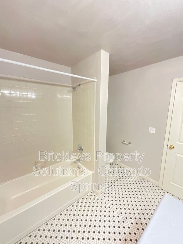 Colorado Springs Townhome: 3987 Aspen Leaf Pt