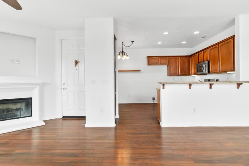 Oceanside Condo: 308 Island Way 1
