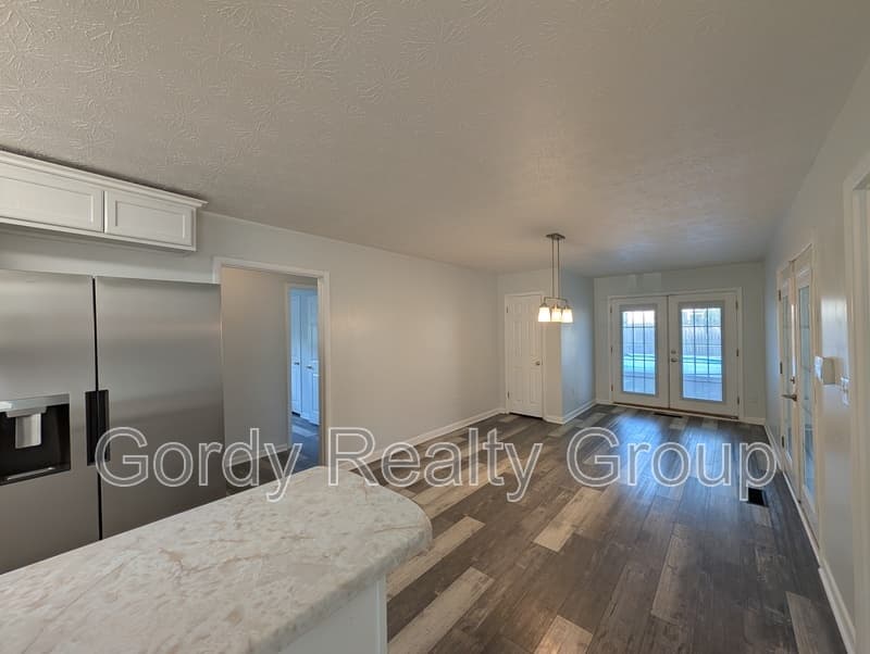 Marianna House: 2994 Madison Street