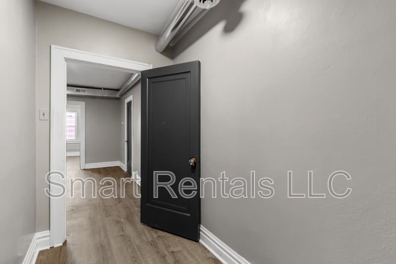 St. Louis Condo: 5618 South Grand Boulevard - 9
