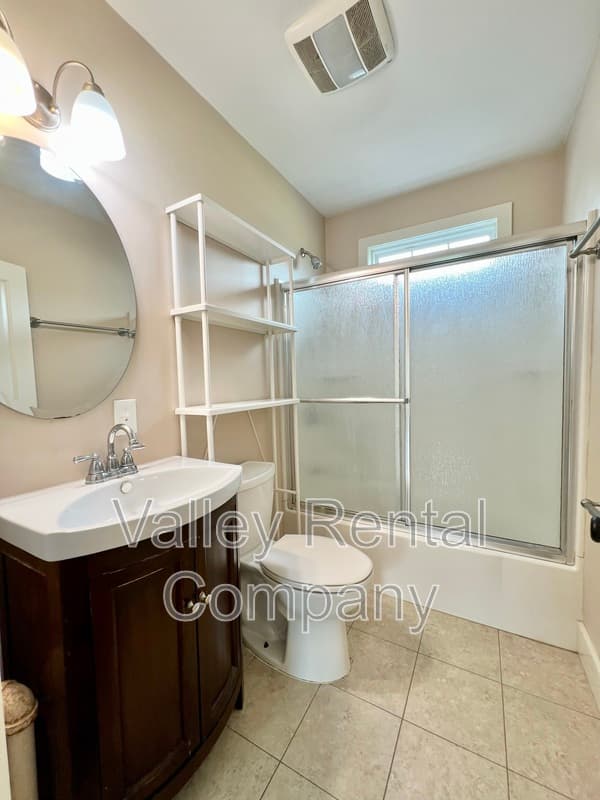 Hadley Condo: 132 Middle Street - 3