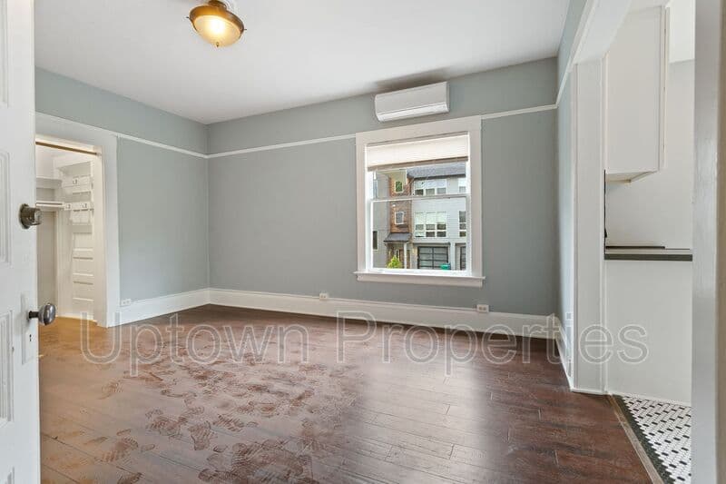 Portland House: 1005 SE 27th Avenue