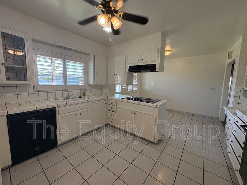 Dinuba House: 341 North Garden Dr