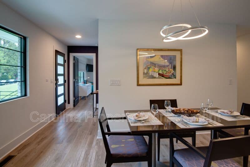 Charlotte House: 3945 Rockfern Rd