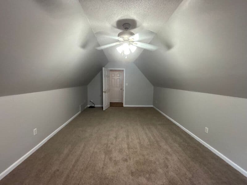 Cordova House: 1605 Far Dr