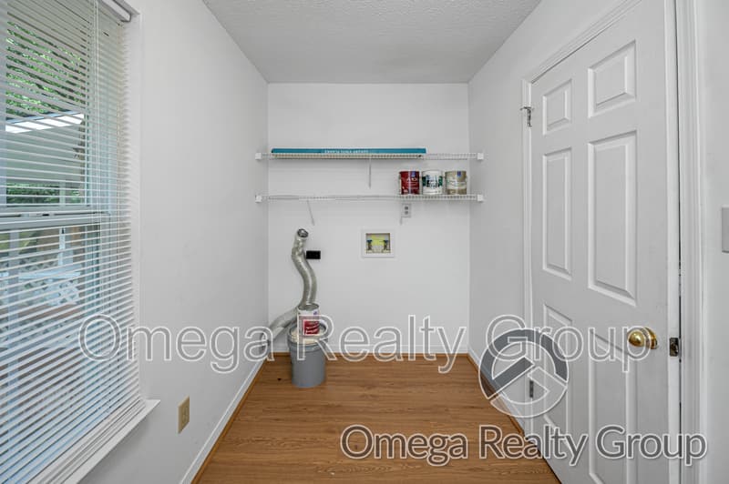 Mobile House: 4267 Springview Dr