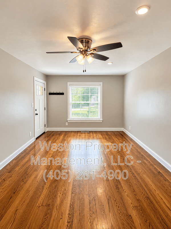 Oklahoma City House: 2725 Northwest 64th Street