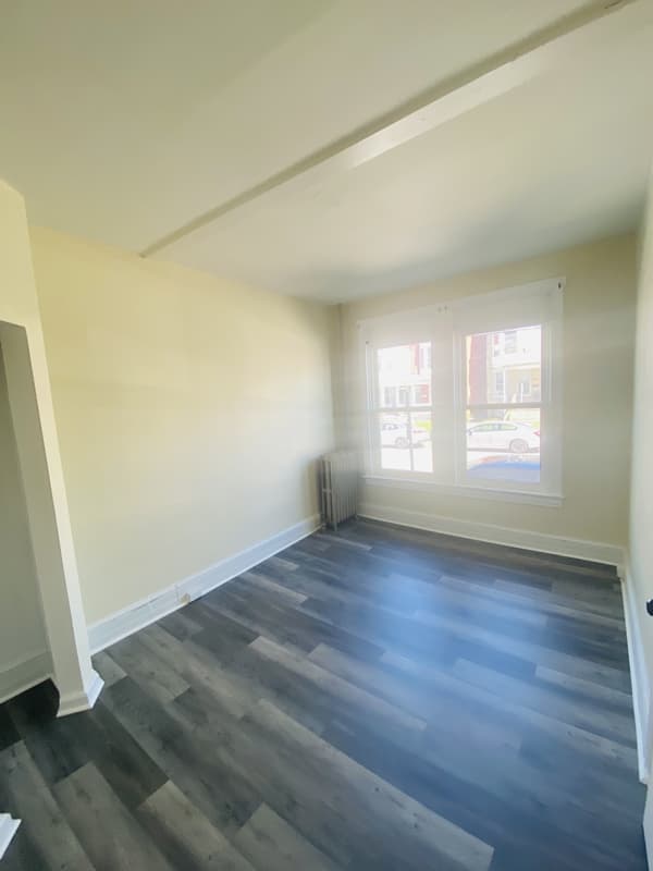 York House: 144 West Jackson Street - B