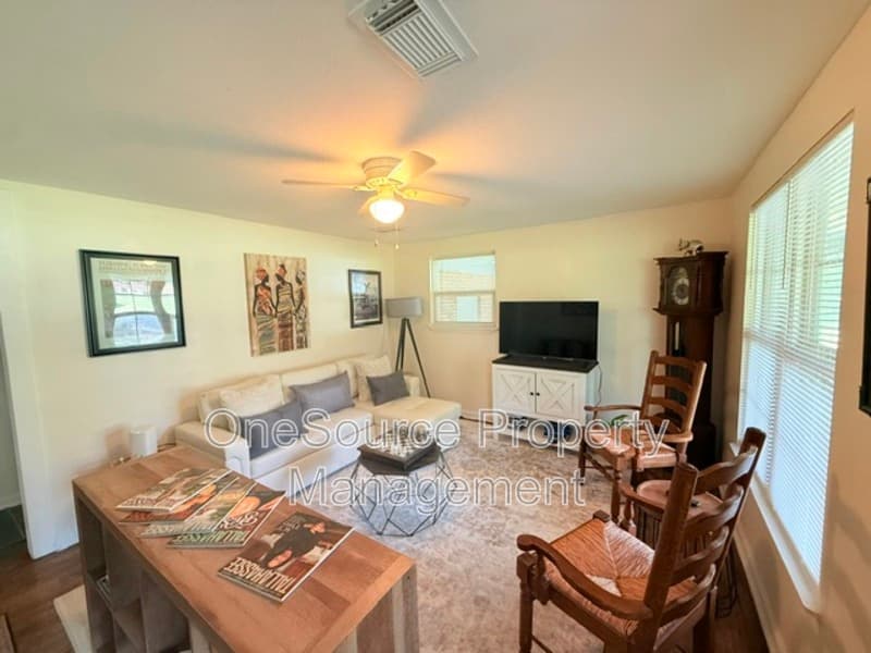 Tallahassee House: 3032 Grady Road