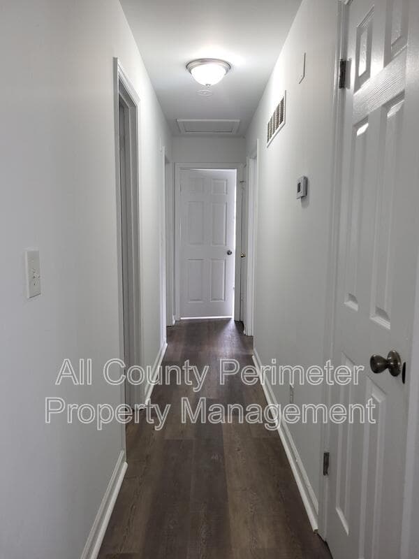 Atlanta House: 6370 Ashdale Drive