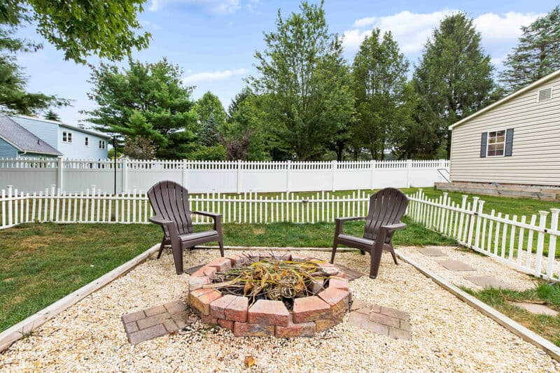 Littiz House: 24 Knollwood Drive