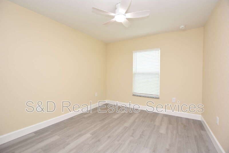Lakeland Condo: 1111 Mercury Dr E