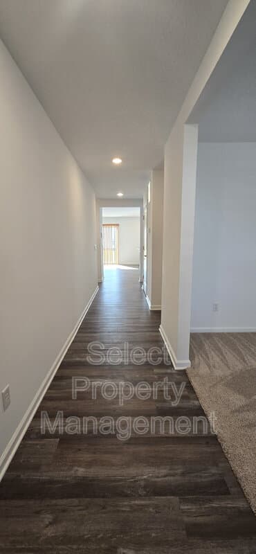 Fort Wayne House: 1396 Livingston Lakes Way