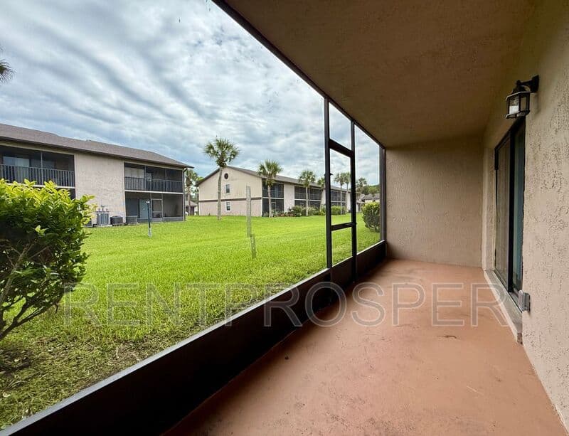 Melbourne Condo: 1069 Ellen Court