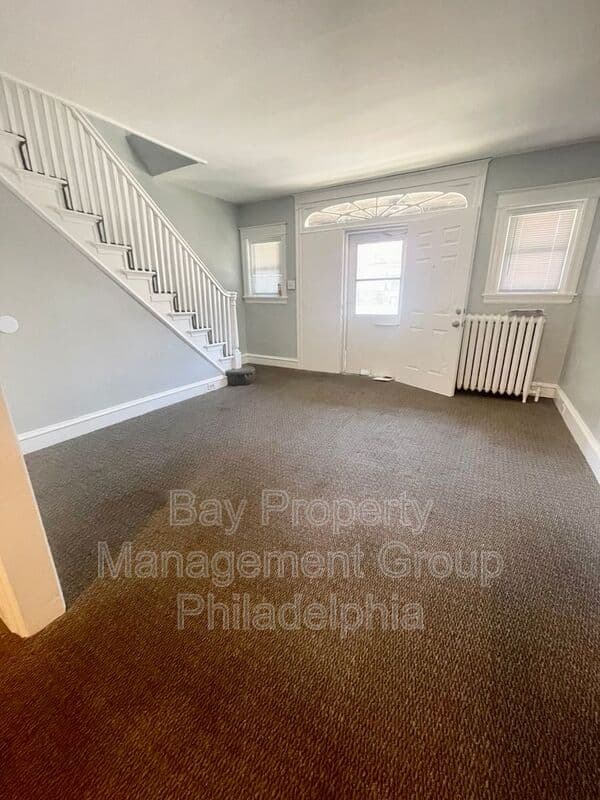 Philadelphia House: 5029 N Franklin St