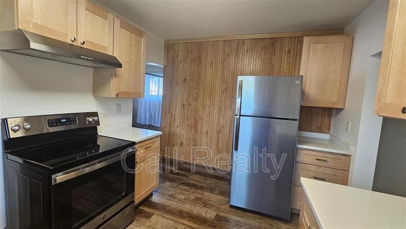 Spokane House: 2903 N Smith