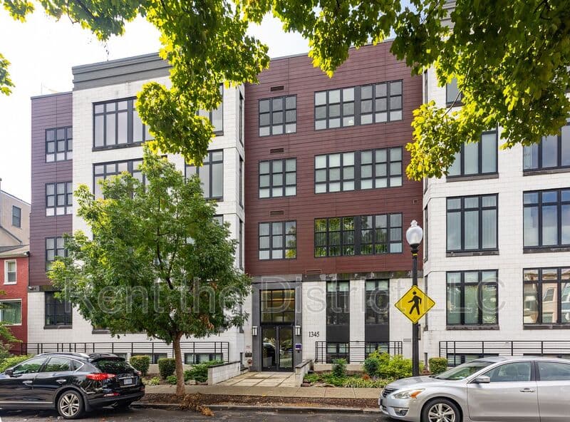 Washington Condo: 1345 K Street SE