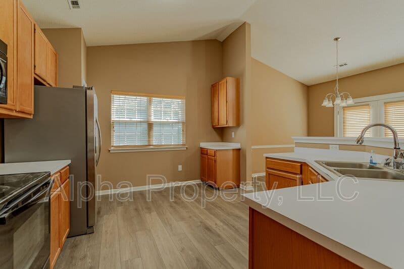 Greer House: 126 Cotter Lane