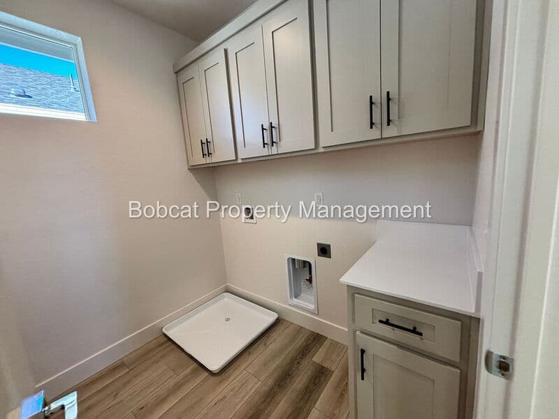 Carson City House: 1383 Vine Gate Rd