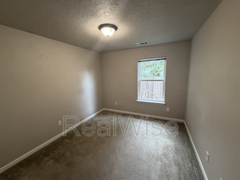 Grants Pass House: 1630 Medart Ln