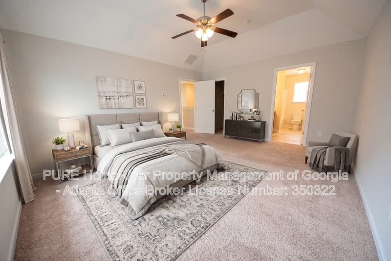 Mcdonough House: 554 Tulip Ln