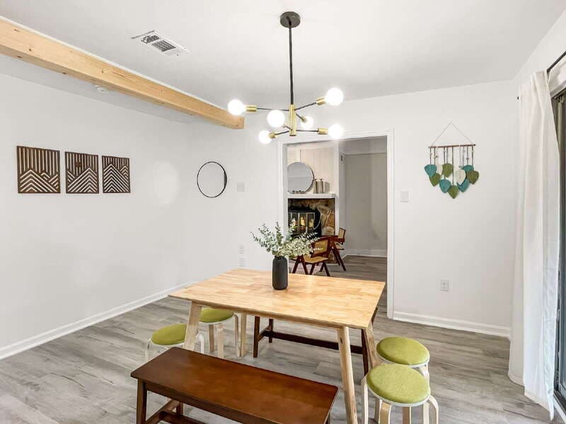 Pooler House: 1224 Crawford Way